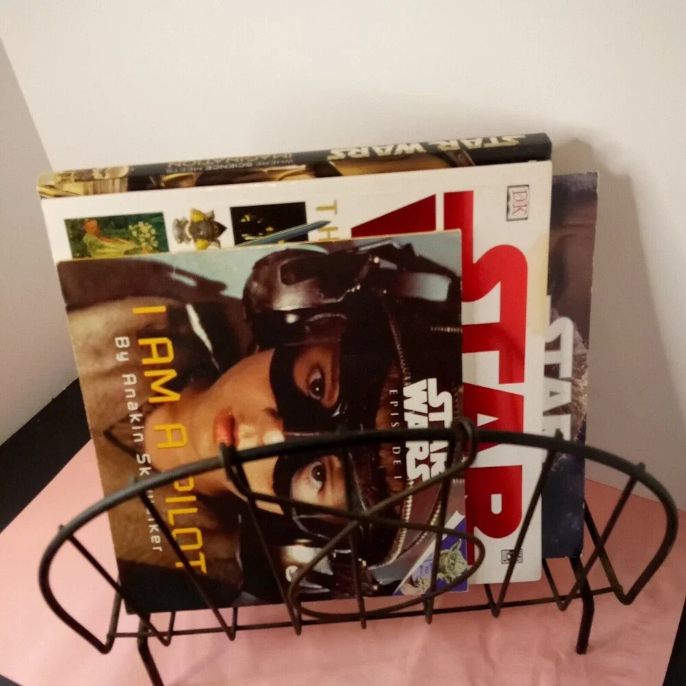 Vintage Mid Century Modern or Art Deco Black Wire Metal Magazine Album Holder‎